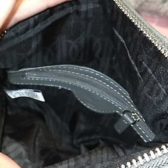 Purse - Picture 3 of 3